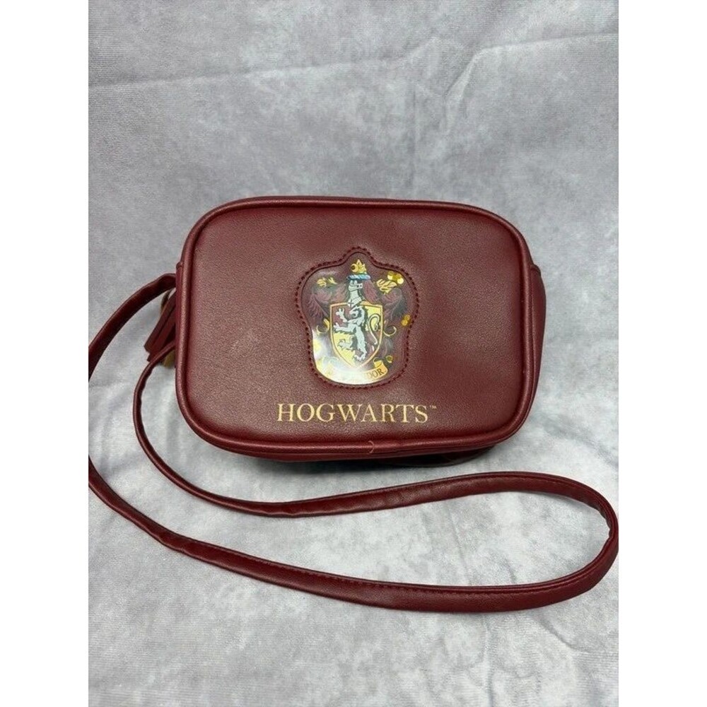 Wizarding World of Harry Potter Hogwarts Gryffindor Crossbody Bag Purse